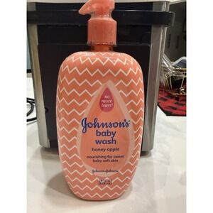Johnson and Johnson 28oz Honey Apple Wash